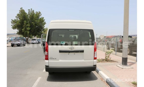 Buy Import Toyota Hiace White Car in Import - Dubai in Adrar Buy Import Toyota Hiace White Car in Import - Dubai in Adrar