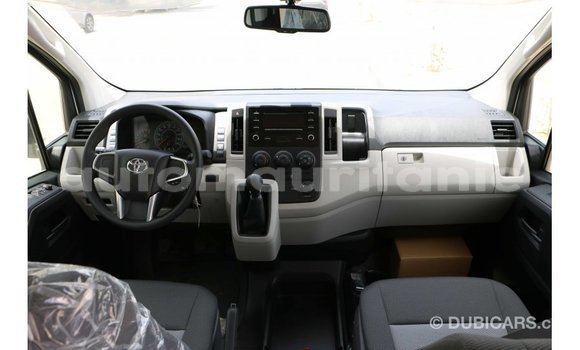 Buy Import Toyota Hiace White Car in Import - Dubai in Adrar Buy Import Toyota Hiace White Car in Import - Dubai in Adrar