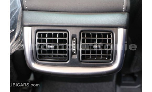 Buy Import Toyota Hilux White Car in Import - Dubai in Adrar Buy Import Toyota Hilux White Car in Import - Dubai in Adrar