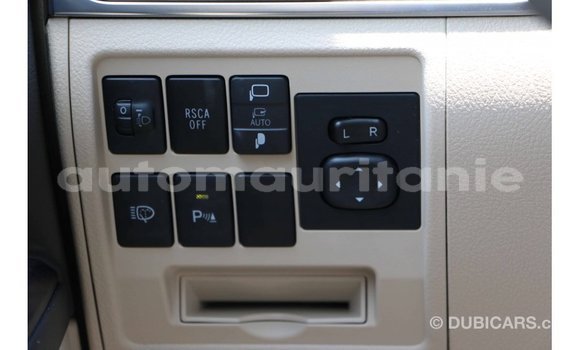 Buy Import Toyota Land Cruiser White Car in Import - Dubai in Adrar Buy Import Toyota Land Cruiser White Car in Import - Dubai in Adrar