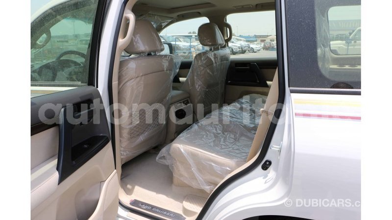 Big with watermark toyota land cruiser adrar import dubai 2345