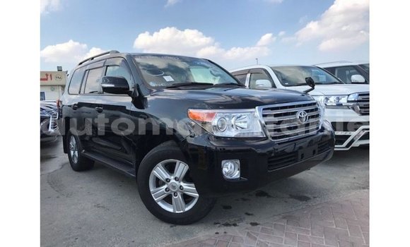 Acheter Import Voiture Toyota Land Cruiser Noir à Import - Dubai, Adrar Acheter Import Voiture Toyota Land Cruiser Noir à Import - Dubai, Adrar