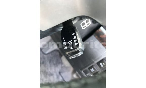 Acheter Import Voiture Toyota Land Cruiser Noir à Import - Dubai, Adrar Acheter Import Voiture Toyota Land Cruiser Noir à Import - Dubai, Adrar