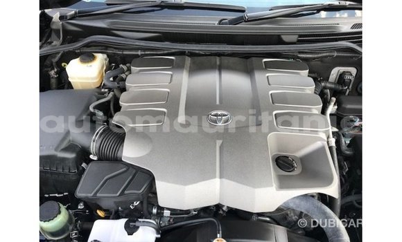 Acheter Import Voiture Toyota Land Cruiser Noir à Import - Dubai, Adrar Acheter Import Voiture Toyota Land Cruiser Noir à Import - Dubai, Adrar