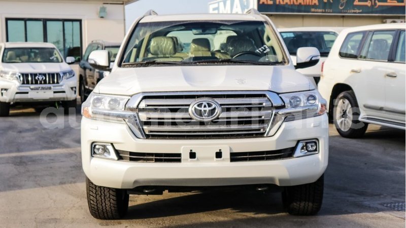 Big with watermark toyota land cruiser adrar import dubai 2351