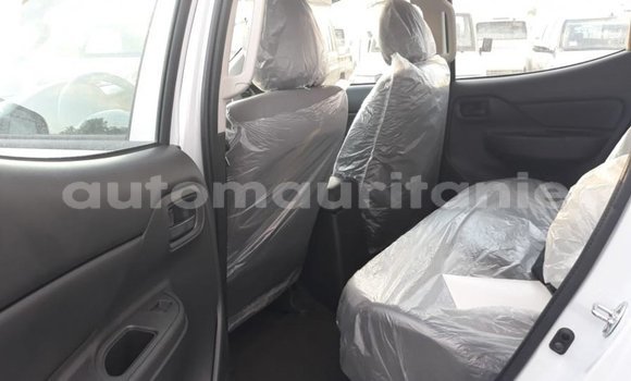 Acheter Import Voiture Mitsubishi L200 Blanc à Import - Dubai, Adrar Acheter Import Voiture Mitsubishi L200 Blanc à Import - Dubai, Adrar