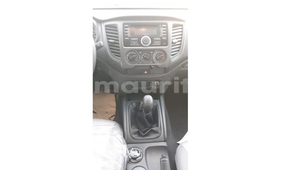 Acheter Import Voiture Mitsubishi L200 Blanc à Import - Dubai, Adrar Acheter Import Voiture Mitsubishi L200 Blanc à Import - Dubai, Adrar