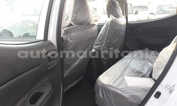 Acheter Import Voiture Mitsubishi L200 Blanc à Import - Dubai, Adrar Acheter Import Voiture Mitsubishi L200 Blanc à Import - Dubai, Adrar