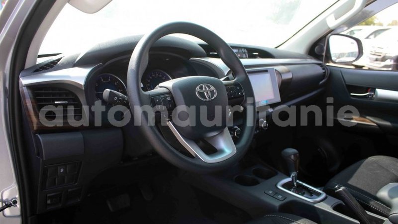 Big with watermark toyota hilux adrar import dubai 2358