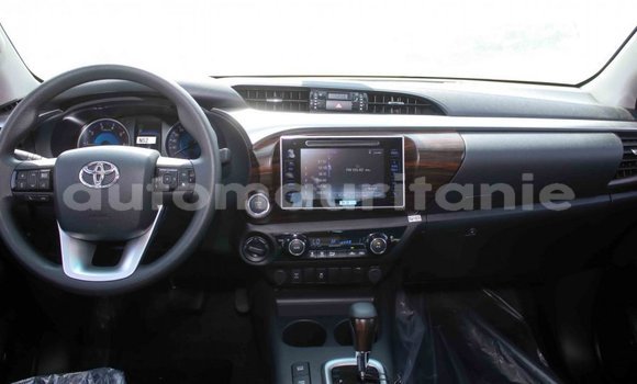 Acheter Import Voiture Toyota Hilux Autre à Import - Dubai, Adrar Acheter Import Voiture Toyota Hilux Autre à Import - Dubai, Adrar