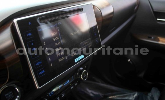 Acheter Import Voiture Toyota Hilux Autre à Import - Dubai, Adrar Acheter Import Voiture Toyota Hilux Autre à Import - Dubai, Adrar