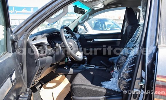 Acheter Import Voiture Toyota Hilux Autre à Import - Dubai, Adrar Acheter Import Voiture Toyota Hilux Autre à Import - Dubai, Adrar