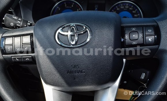 Acheter Import Voiture Toyota Hilux Autre à Import - Dubai, Adrar Acheter Import Voiture Toyota Hilux Autre à Import - Dubai, Adrar