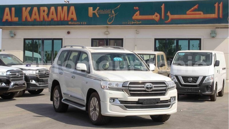 Big with watermark toyota land cruiser adrar import dubai 2361