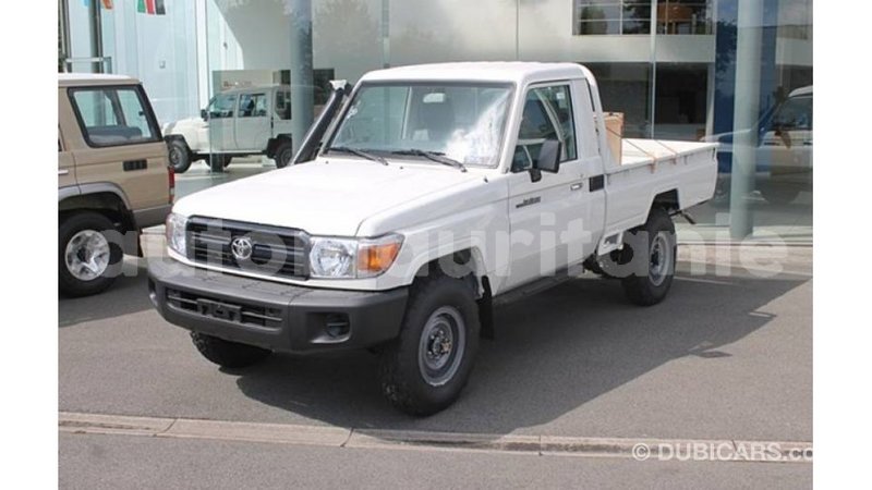 Big with watermark toyota land cruiser adrar import dubai 2367