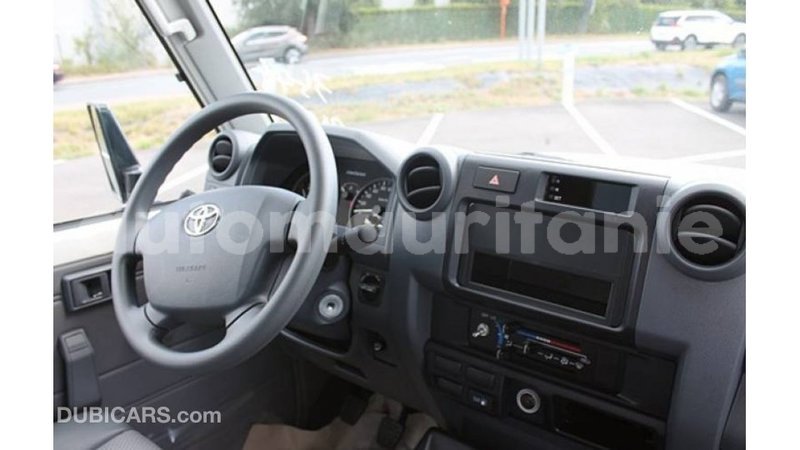 Big with watermark toyota land cruiser adrar import dubai 2367