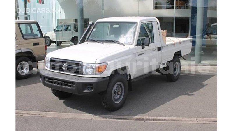 Big with watermark toyota land cruiser adrar import dubai 2367