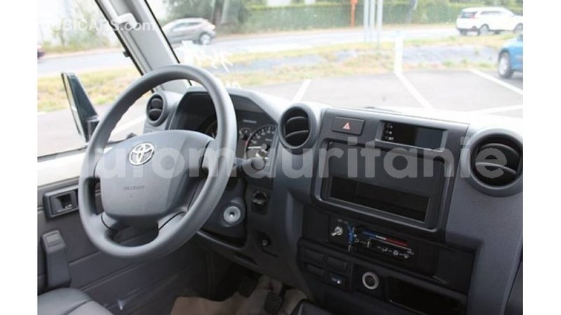 Big with watermark toyota land cruiser adrar import dubai 2367