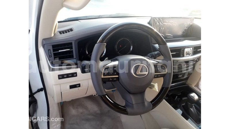 Big with watermark lexus lx adrar import dubai 2373