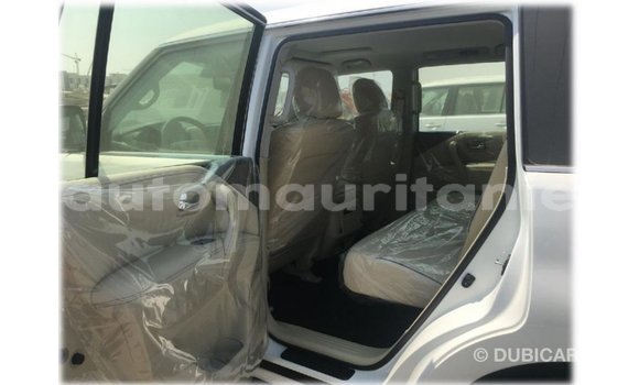 Acheter Import Voiture Nissan Patrol Blanc à Import - Dubai, Adrar Acheter Import Voiture Nissan Patrol Blanc à Import - Dubai, Adrar