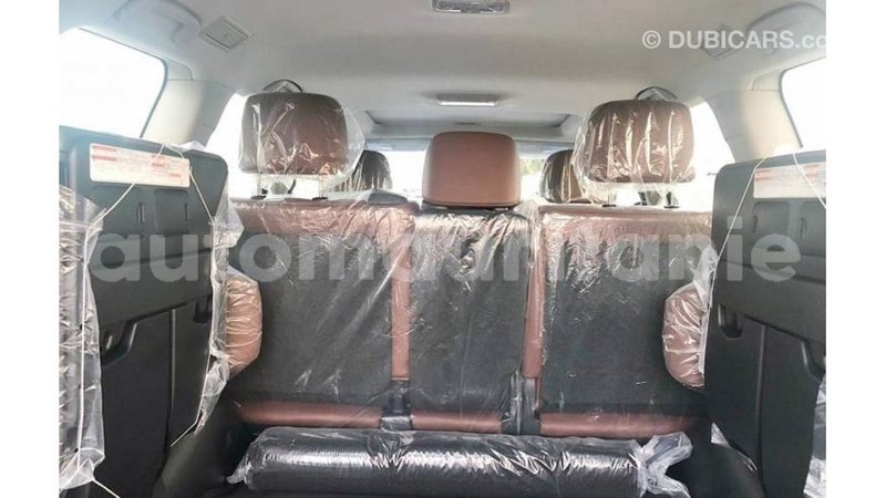 Big with watermark toyota land cruiser adrar import dubai 2381