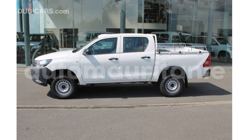 Big with watermark toyota hilux adrar import dubai 2391
