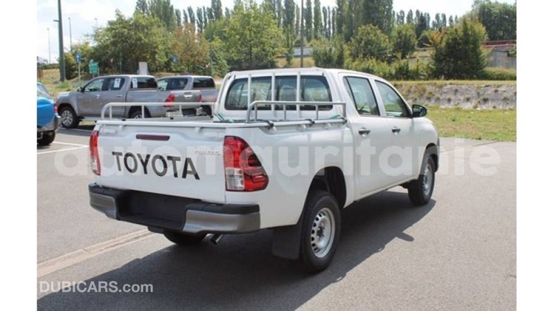 Big with watermark toyota hilux adrar import dubai 2391