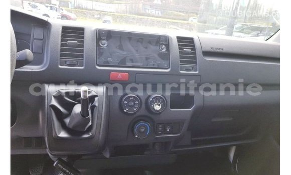 Acheter Import Voiture Toyota Hiace Blanc à Import - Dubai, Adrar Acheter Import Voiture Toyota Hiace Blanc à Import - Dubai, Adrar