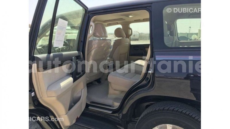 Big with watermark toyota land cruiser adrar import dubai 2400