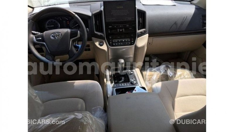 Big with watermark toyota land cruiser adrar import dubai 2408
