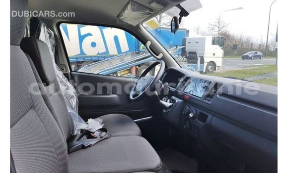 Buy Import Toyota Hiace White Car in Import - Dubai in Adrar Buy Import Toyota Hiace White Car in Import - Dubai in Adrar