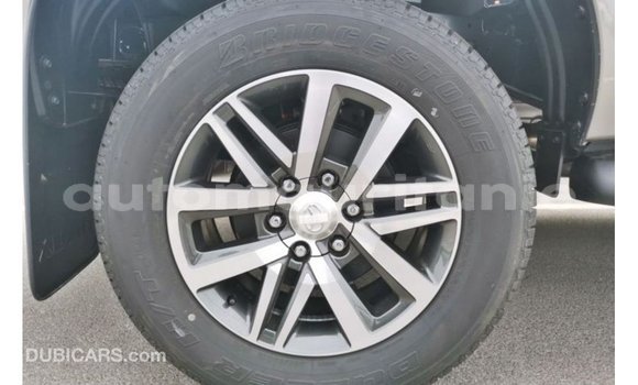 Acheter Import Voiture Toyota Hilux Autre à Import - Dubai, Adrar Acheter Import Voiture Toyota Hilux Autre à Import - Dubai, Adrar