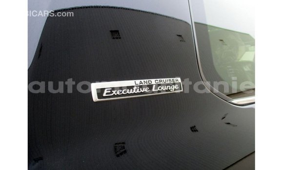 Acheter Import Voiture Toyota Land Cruiser Noir à Import - Dubai, Adrar Acheter Import Voiture Toyota Land Cruiser Noir à Import - Dubai, Adrar