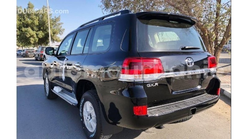 Big with watermark toyota land cruiser adrar import dubai 2425