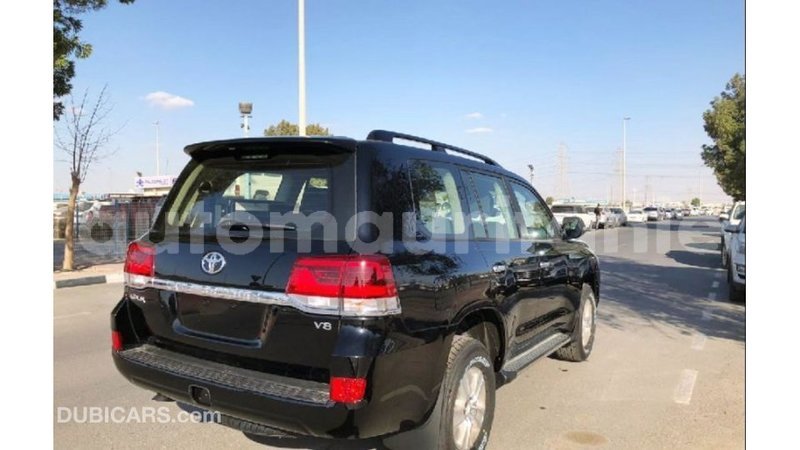 Big with watermark toyota land cruiser adrar import dubai 2425