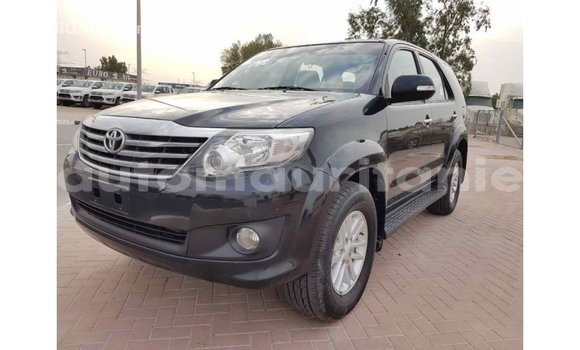 Acheter Import Voiture Toyota Fortuner Autre à Import - Dubai, Adrar Acheter Import Voiture Toyota Fortuner Autre à Import - Dubai, Adrar