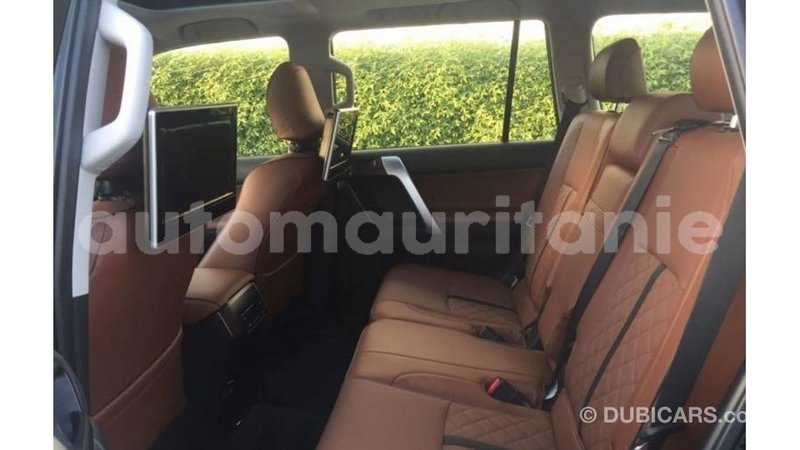 Big with watermark toyota prado adrar import dubai 2434