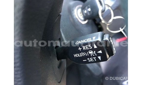 Acheter Import Utilitaire Toyota HiAce Blanc à Import - Dubai, Adrar Acheter Import Utilitaire Toyota HiAce Blanc à Import - Dubai, Adrar