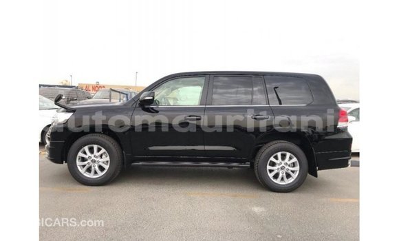 Acheter Import Voiture Toyota Land Cruiser Noir à Import - Dubai, Adrar Acheter Import Voiture Toyota Land Cruiser Noir à Import - Dubai, Adrar