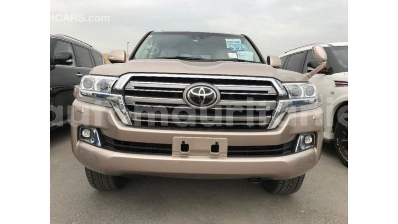 Big with watermark toyota land cruiser adrar import dubai 2452