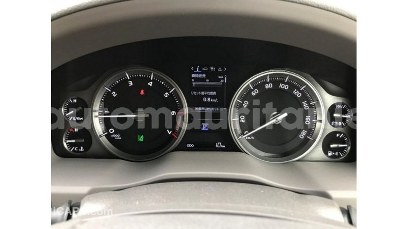 Big with watermark toyota land cruiser adrar import dubai 2452
