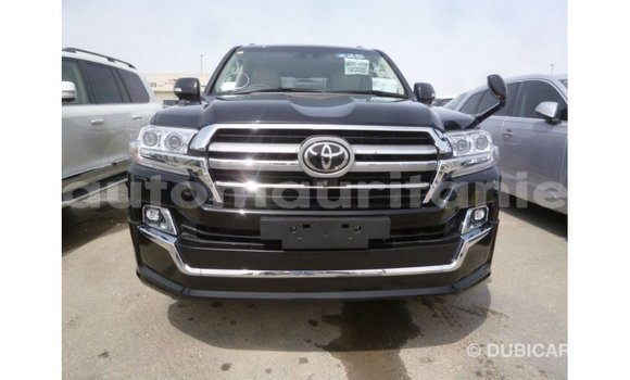 Acheter Import Voiture Toyota Land Cruiser Noir à Import - Dubai, Adrar Acheter Import Voiture Toyota Land Cruiser Noir à Import - Dubai, Adrar