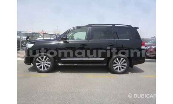 Acheter Import Voiture Toyota Land Cruiser Noir à Import - Dubai, Adrar Acheter Import Voiture Toyota Land Cruiser Noir à Import - Dubai, Adrar