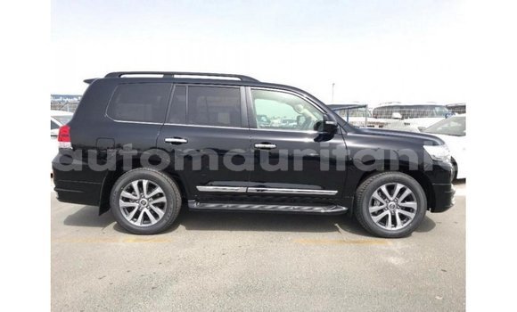 Acheter Import Voiture Toyota Land Cruiser Noir à Import - Dubai, Adrar Acheter Import Voiture Toyota Land Cruiser Noir à Import - Dubai, Adrar