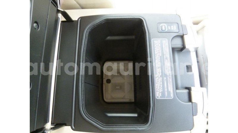 Big with watermark toyota land cruiser adrar import dubai 2458