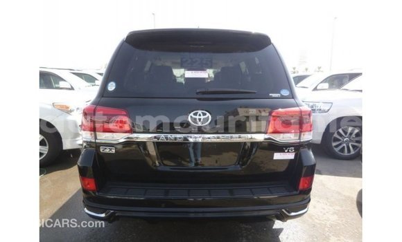 Acheter Import Voiture Toyota Land Cruiser Noir à Import - Dubai, Adrar Acheter Import Voiture Toyota Land Cruiser Noir à Import - Dubai, Adrar