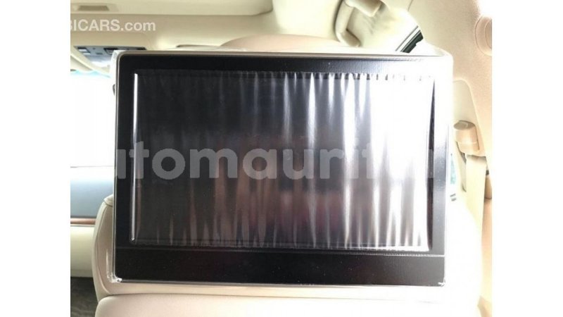 Big with watermark toyota land cruiser adrar import dubai 2465