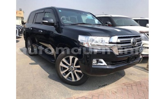 Acheter Import Voiture Toyota Land Cruiser Noir à Import - Dubai, Adrar Acheter Import Voiture Toyota Land Cruiser Noir à Import - Dubai, Adrar