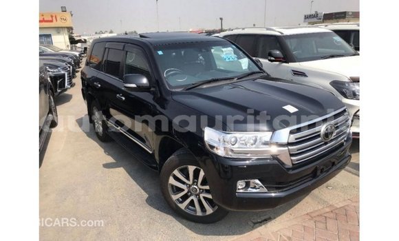 Acheter Import Voiture Toyota Land Cruiser Noir à Import - Dubai, Adrar Acheter Import Voiture Toyota Land Cruiser Noir à Import - Dubai, Adrar
