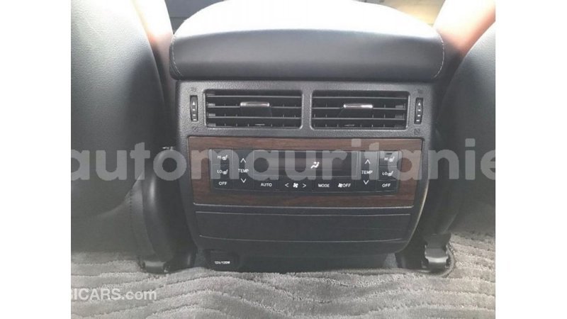 Big with watermark toyota land cruiser adrar import dubai 2467